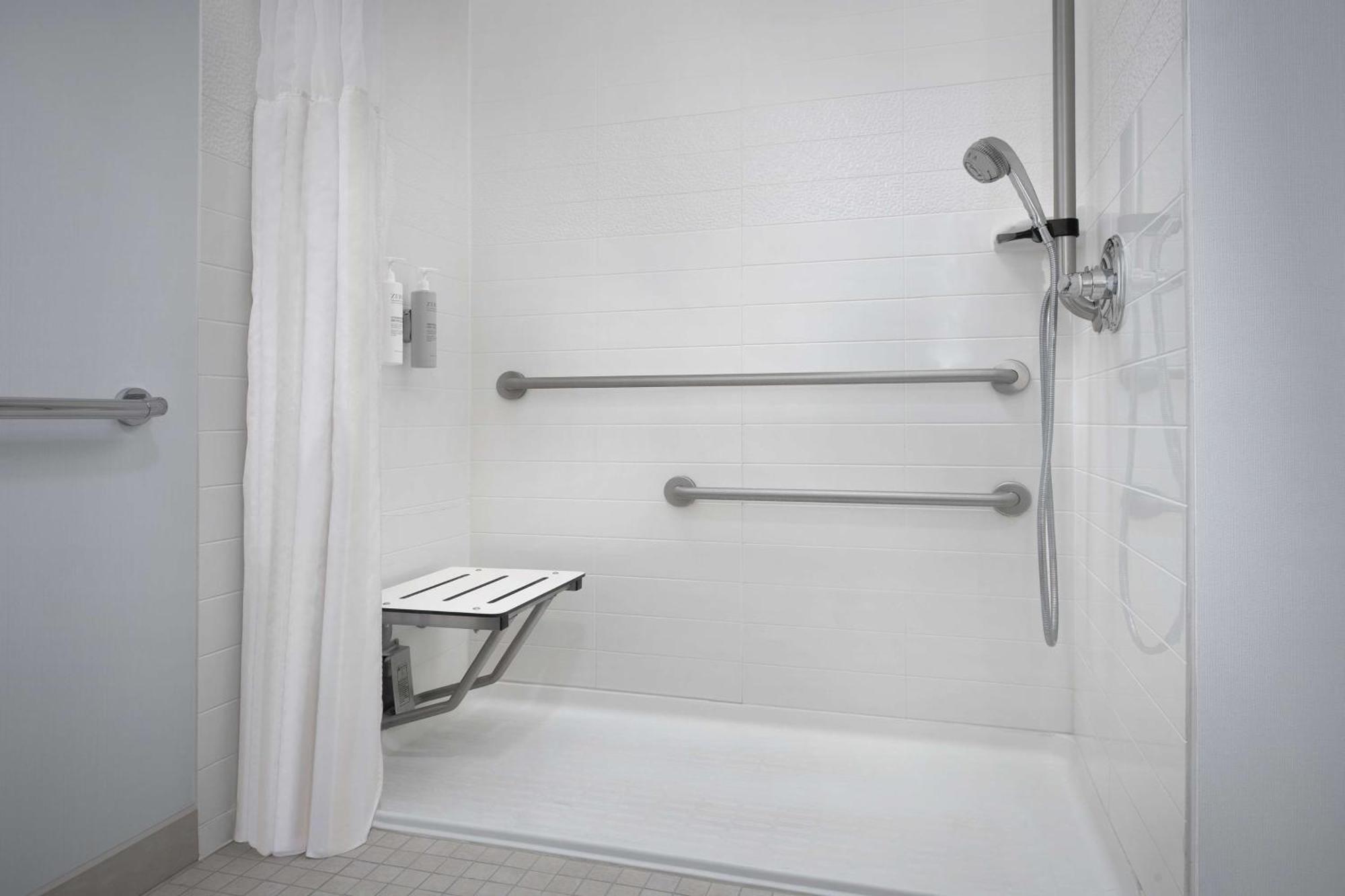 Hilton Garden Inn West Lafayette Wabash Landing Bagian luar foto
